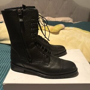 BN Manolo Blahnik Black riding boots/and box
